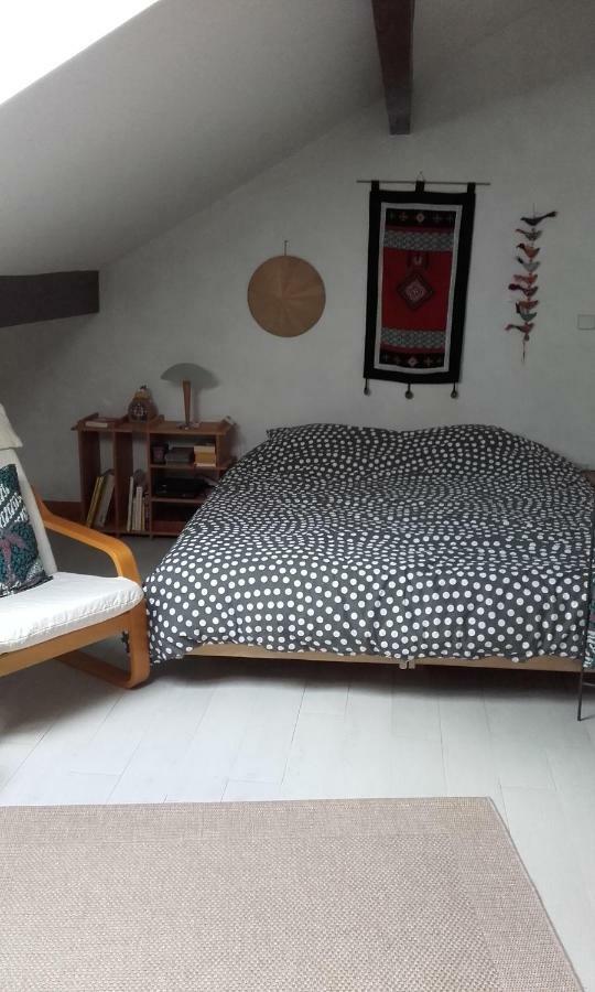 Les Lutins Bed & Breakfast Sainte-Ruffine Exterior foto